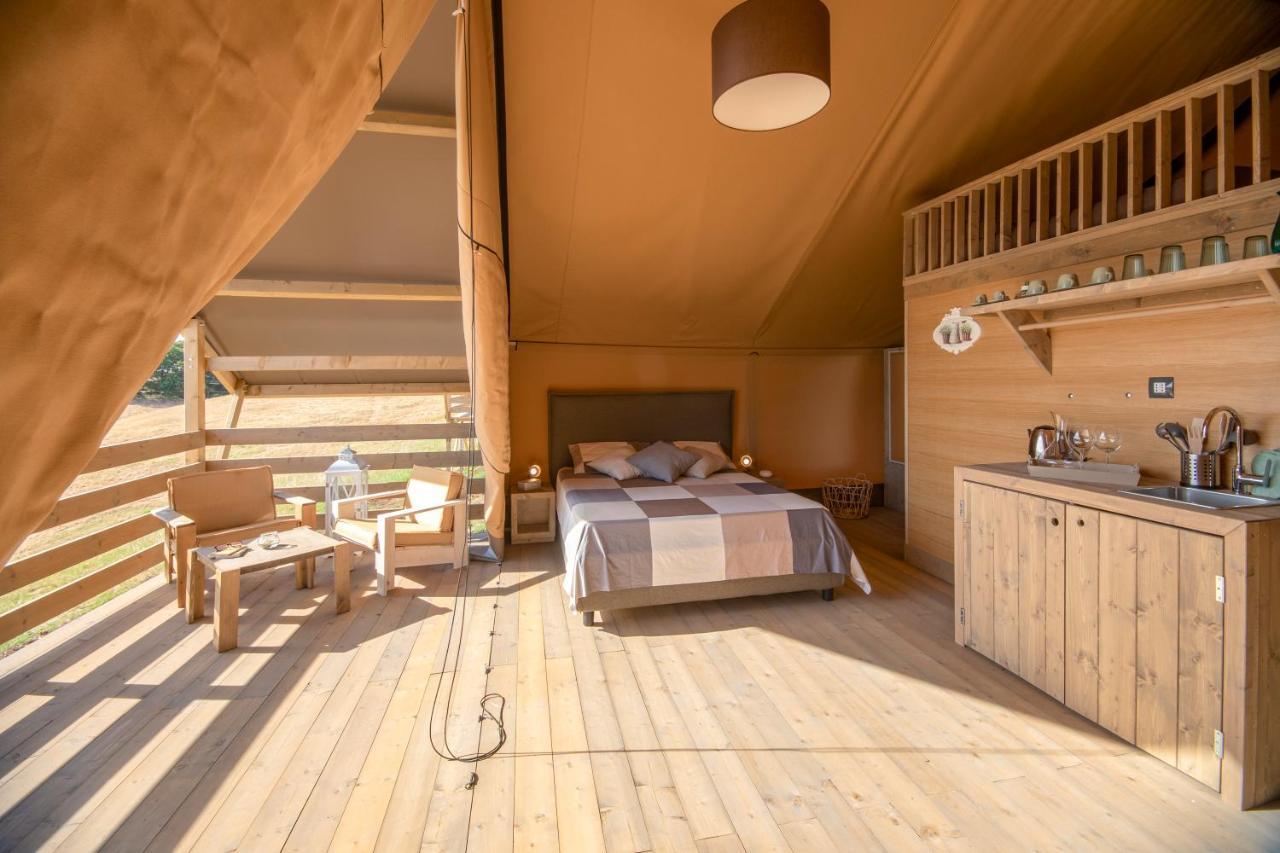 Отель Glamping Debbiare Рипарбелла Экстерьер фото