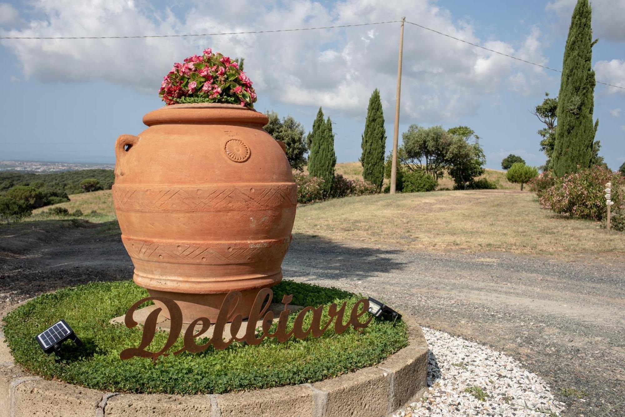 Отель Glamping Debbiare Рипарбелла Экстерьер фото