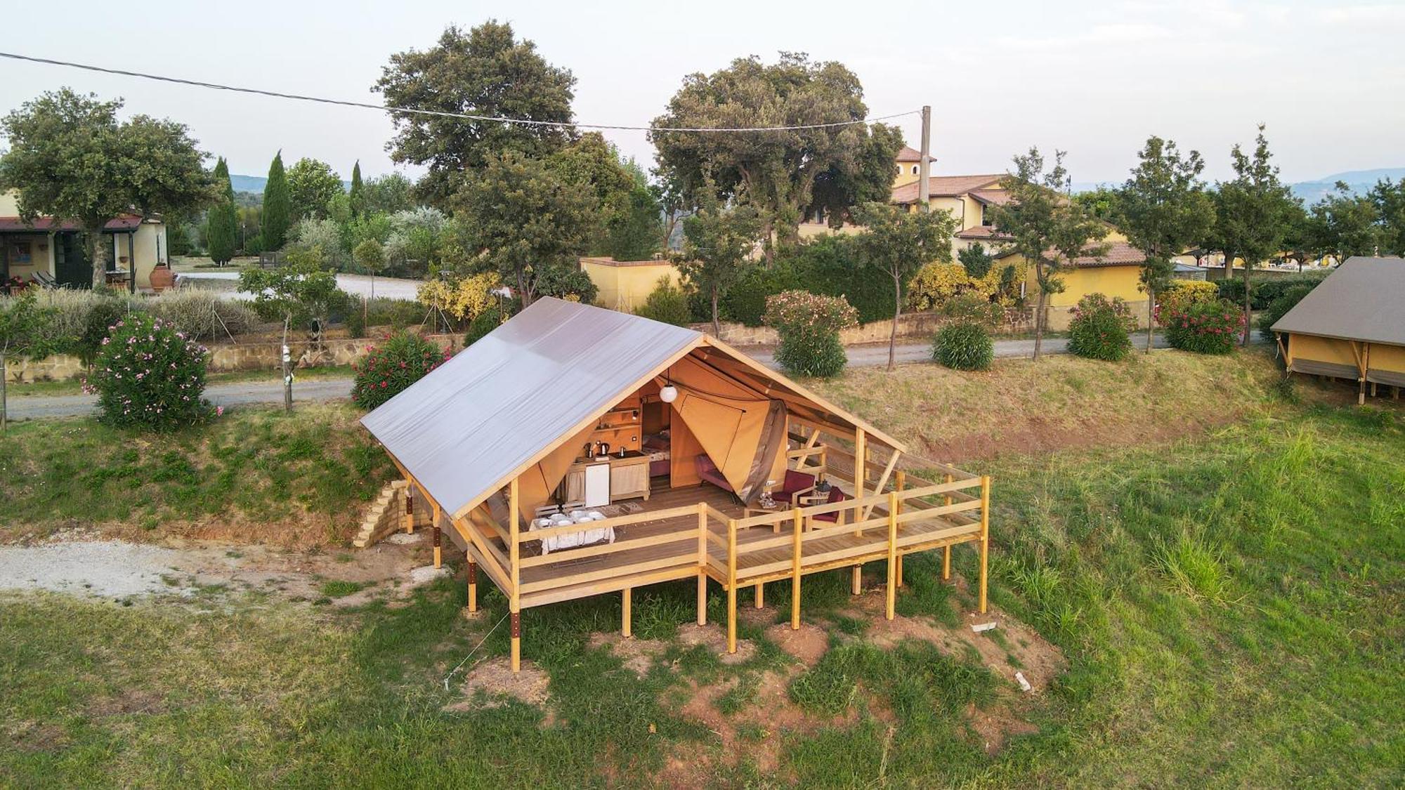 Отель Glamping Debbiare Рипарбелла Экстерьер фото